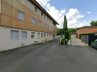 Façade de Magnétiseur à Dom EI Jean-Benoit Thevenet à Trévoux
